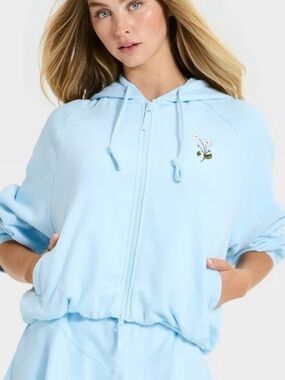 JoyLab Light Blue Zip-Up Hoodie with Daisy Flower Embroidery